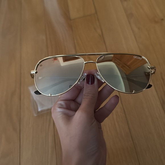 Quay High Key Mini - Picture 3 of 4